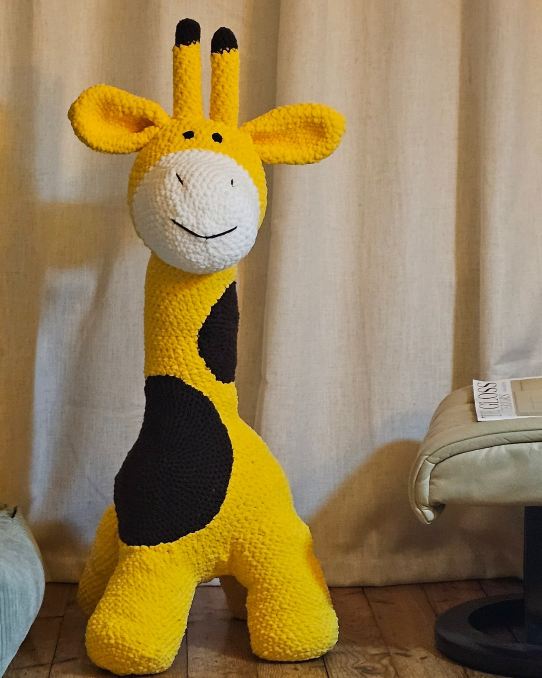 Giant Giraffe 120cm Tall
